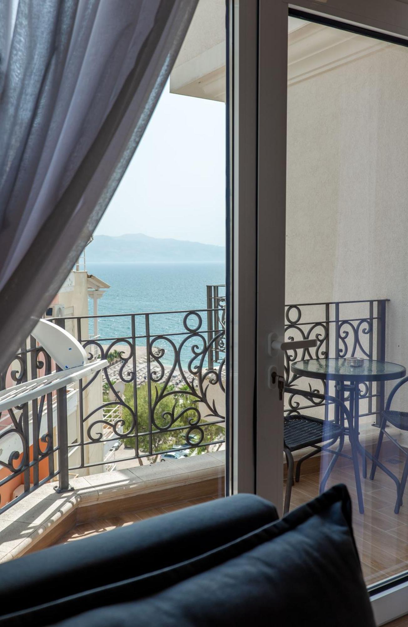Ami Mar Hotel Saranda Kültér fotó